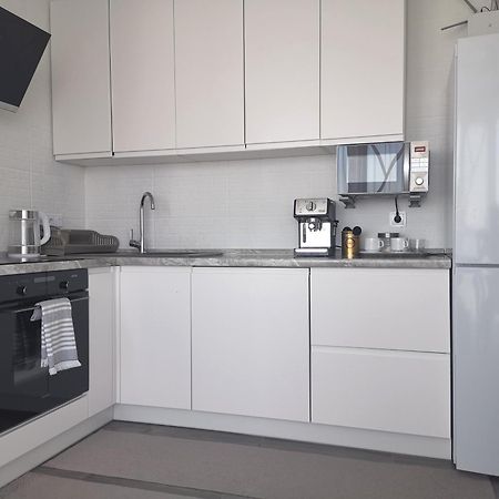 Stylish Riverside Apartments In Riviera Complex Nikolayev Ngoại thất bức ảnh
